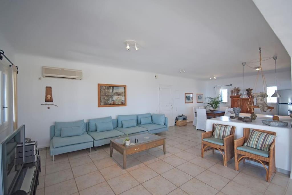 Nefeli Sea View House Ferienhaus