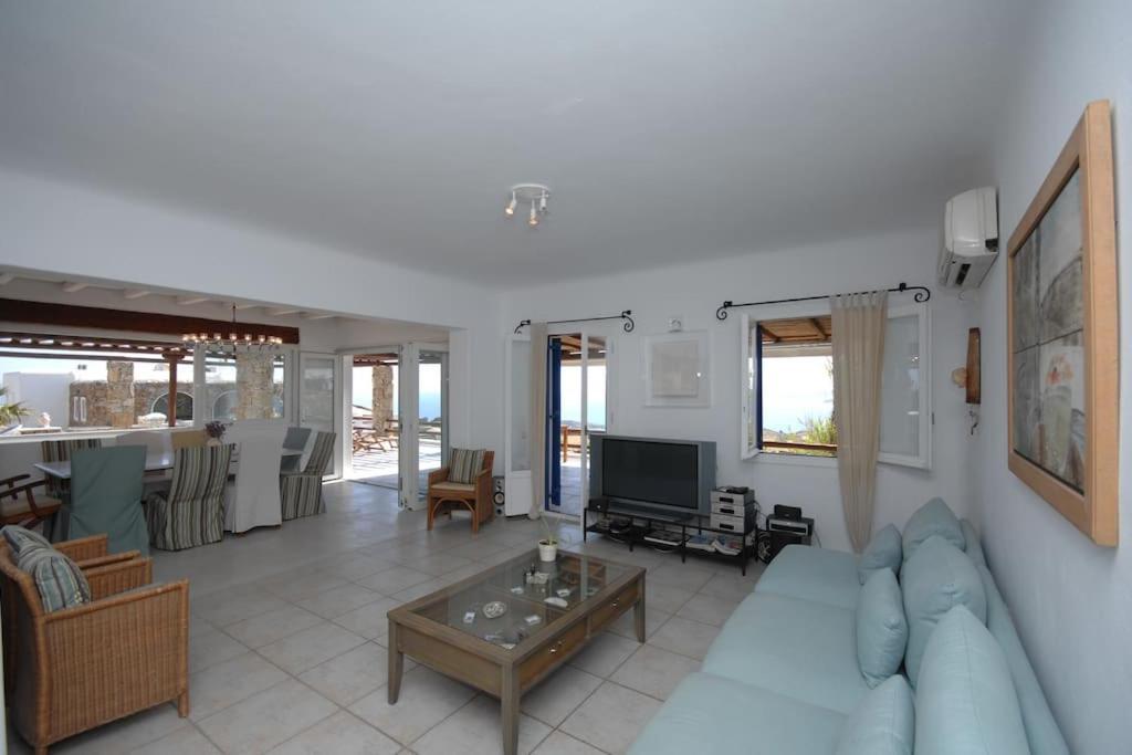 Nefeli Sea View House Ferienhaus